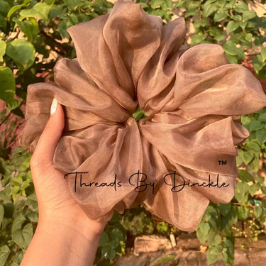 Walnut Luxe Organza Cloudy